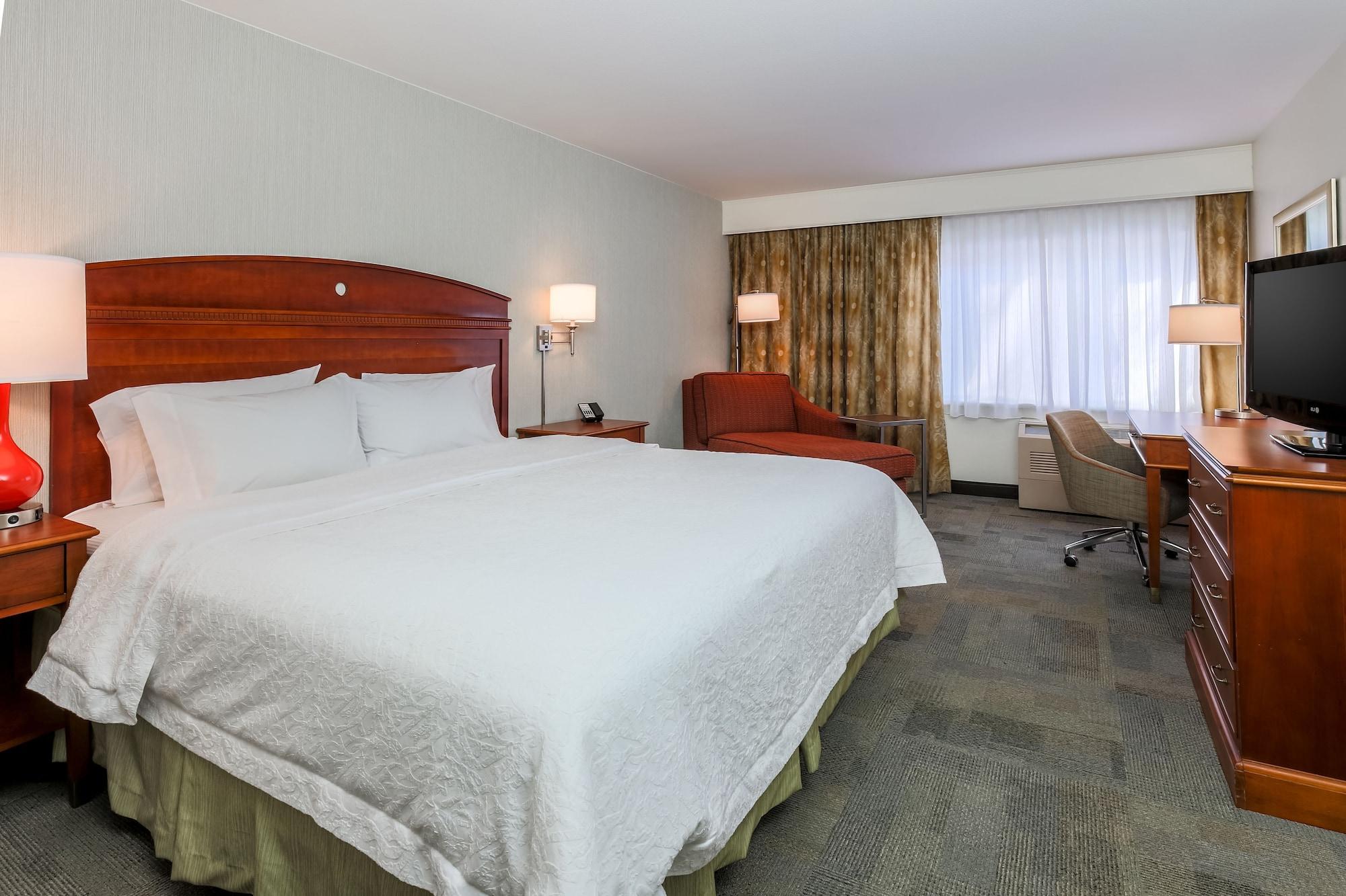 Hampton Inn Anchorage Exterior photo