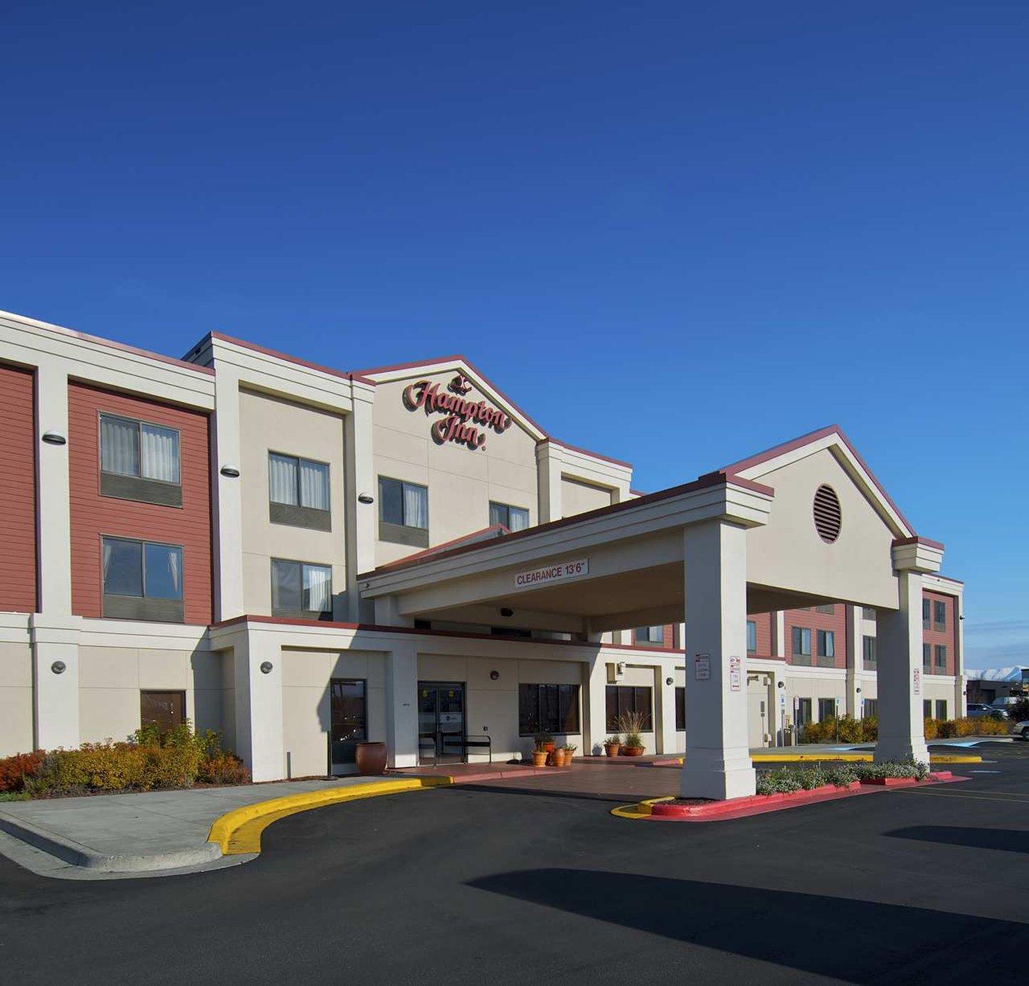 Hampton Inn Anchorage Exterior photo